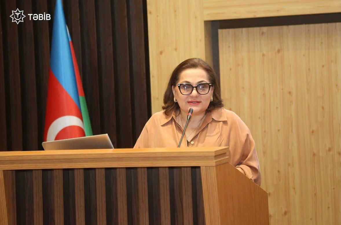 Dünya Qalxanabənzər Vəzi Gününə həsr olunmuş elmi-praktik konfrans keçirilib